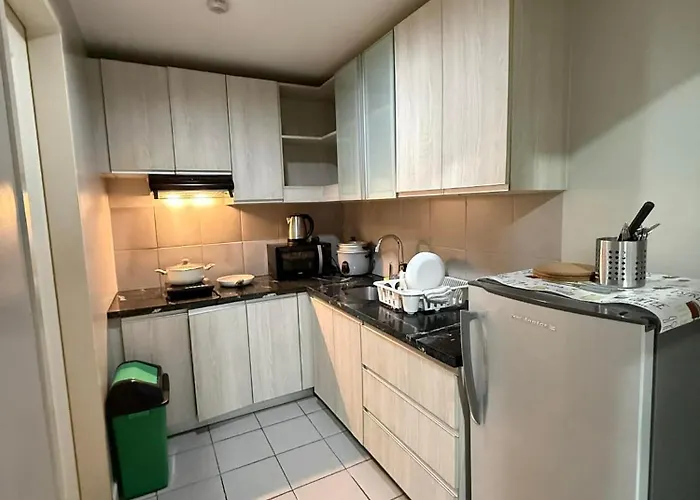 Aparthotel Cozy 2br Near Moa,ayala Malls,parqal Manila